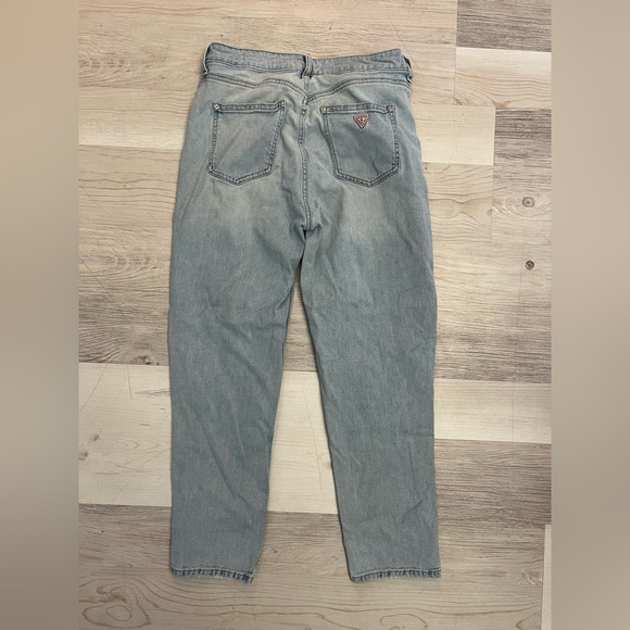 Guess Jeans - Mom Jeans - Picture 2 of 2